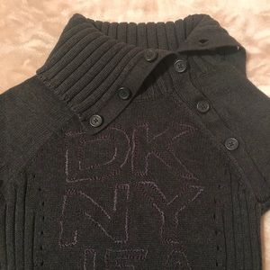 Final Sale! DKNYJEANS Women’s sweater. Fits well size S/P